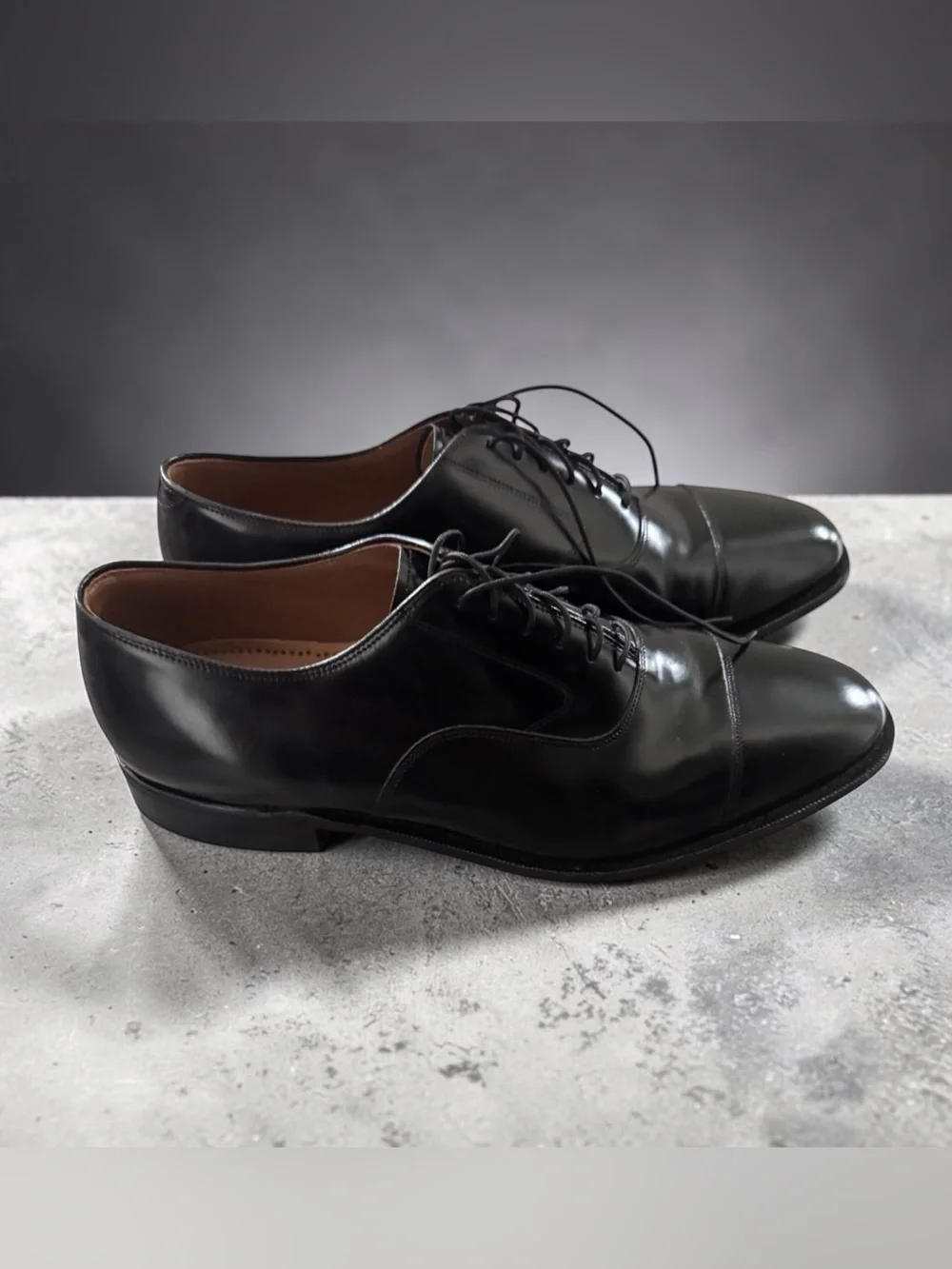 Johnston & Murphy Melton Cap Toe Genuine Calf Leather Oxfords size 11.5